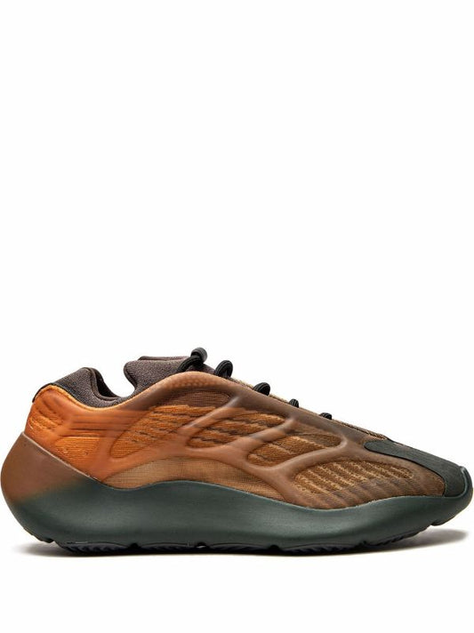 Adidas Yeezy 700 V3 "Copper Fade"